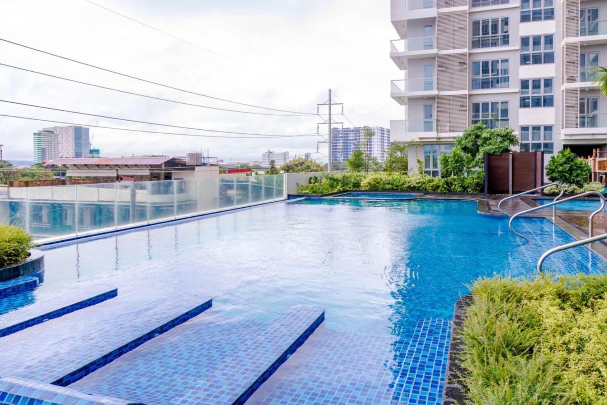 Jhezzstuffs Staycation Iloilo City Exterior photo